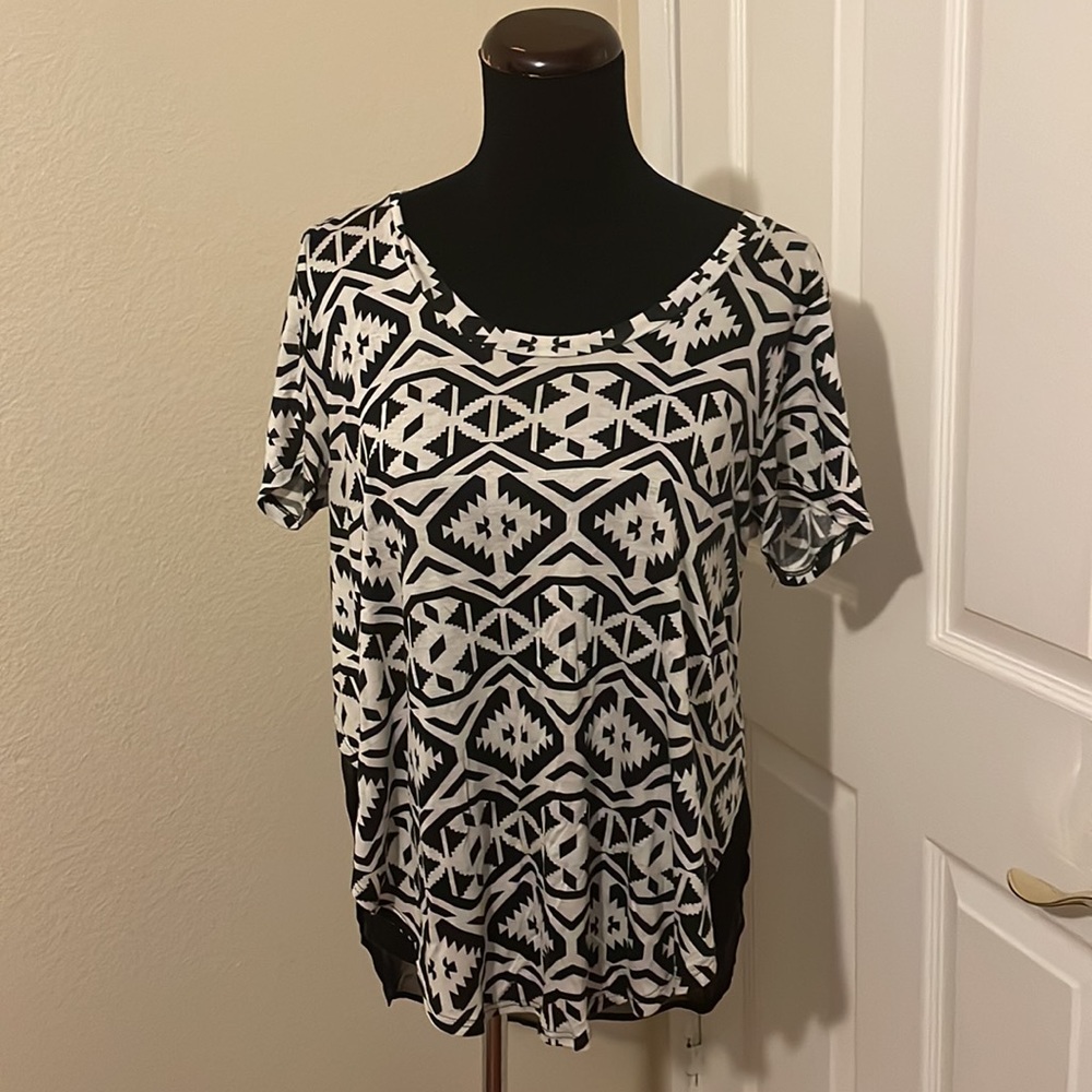 Lush Black and White Top